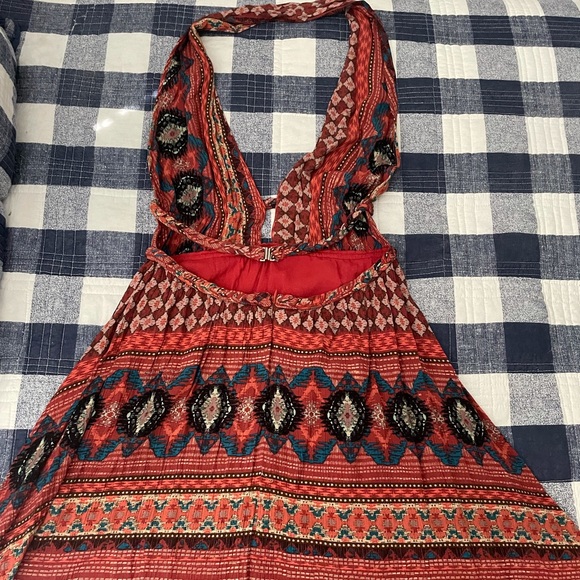 Dress up backless halter dress - Picture 2 of 3